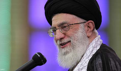 الإمام الخامنئي: واشنطن غير منطقية 