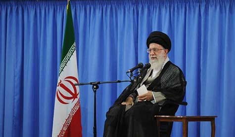 الامام الخامنئي: المنطقة تمر بمنعطف تاريخي