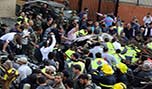 السفارة الايرانية في بيروت تتقبل التعازي بشهداء تفجير الأمس