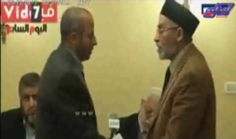 مصر.. الحكومة تقلل من خلافات على الدستور