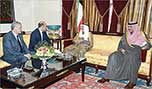 أمير الكويت يطالب المعارضة السورية بتوحيد مواقفها