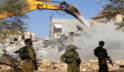 كيان العدو يخلي بالقوة بلدة عين حجلة 