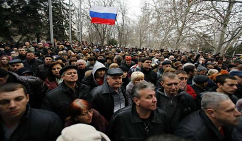 تأييد شعبي ورسمي روسيين لانضمام القرم الى روسيا