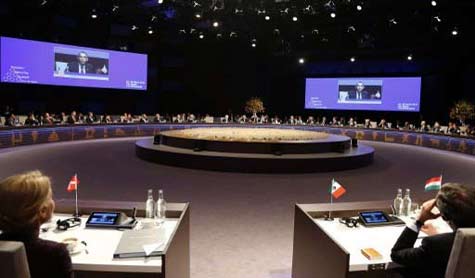 قمة لاهاي تتعهد بتعزيز الأمن النووي