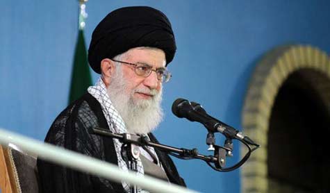 الامام الخامنئي يؤكد على الابتعاد عن التوجهات الفئوية في التربية والتعليم