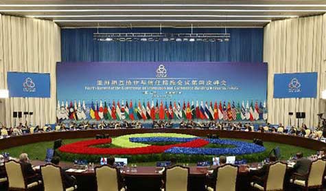 الثقة الاسيوية: اعادة درب الحرير وإقامة درب بحري