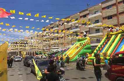 بنت جبيل تزدان بأعلام ورايات النصر