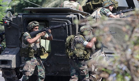 الجيش : ضبط عبوات جاهزة للتفجير وأسلحة في جرود فنيدق