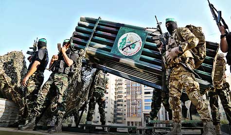 مواجهات جديدة بين قوات الإحتلال وفلسطينيين في شعفاط