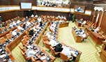 الملك البحريني يصدر تعديلات قانونية جديدة تتيح لوزير العدل حلّ الجمعيات السياسية