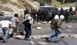 قوات الاحتلال تقمع مسيرات لفلسطينيين بالضفة الغربية