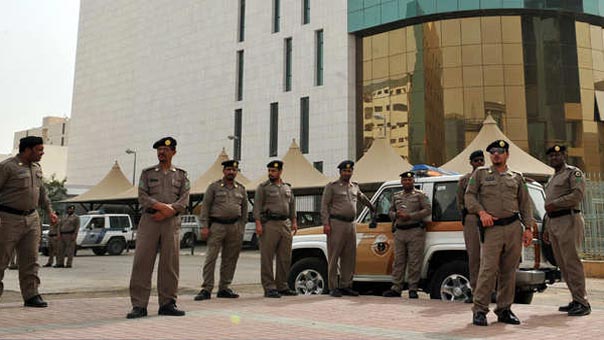 بين &rsquo;آل سلول&rsquo; و &rsquo;العلج الأميركي&rsquo; .. مغردون سعوديون معادون للأميركيين وحكومة المملكة
