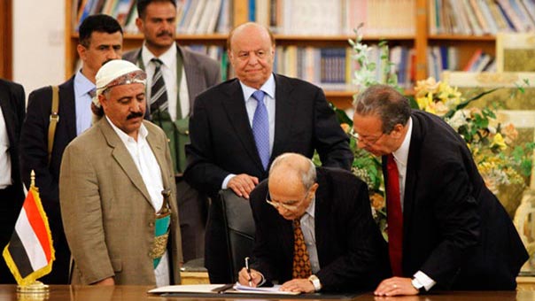 توقيع اتفاق في اليمن على تشكيل حكومة كفاءات