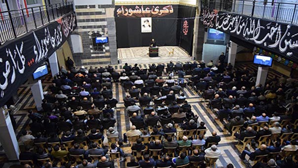 رغم الظروف الامنية.. دمشق تتشح بالسواد وتحيي عاشوراء الامام الحسين (ع)