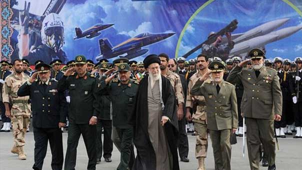 الإمام الخامنئي: قواتنا المسلحة اثبتت جدارتها ويحسب لها ألف حساب 