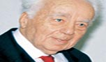 وفاة الشاعر اللبناني سعيد عقل 