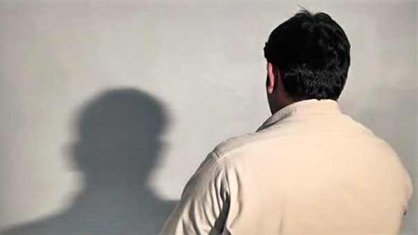 مشارك باكستاني في قمع مسيرات سلمية في البحرين: قالوا لنا إننا نُؤْجر على قتل الشيعة!