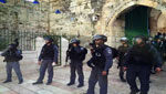 الاحتلال الصهيوني يعزز انتشاره بالقدس المحتلة عقب مواجهات استمرت حتى الفجر
