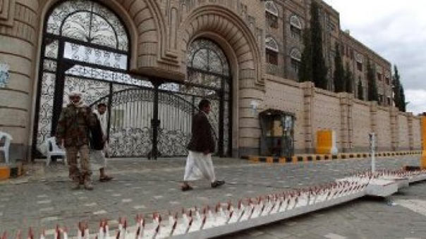 بدء سريان وقف إطلاق النار في العاصمة اليمنية صنعاء وفق اتفاق  اللجنة المشتركة