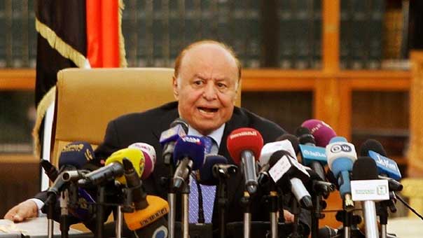 تحول دراماتيكي للأوضاع في اليمن: إستقالتان للحكومة والرئيس.. والأخيرة يرفضها البرلمان