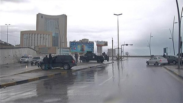 هجوم على فندق في العاصمة الليبية طرابلس يسفر عن سقوط أكثر من 9 قتلى