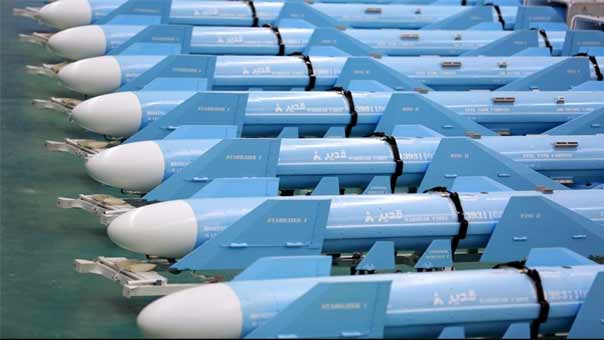 ايران تدشن خط انتاج صواريخ &rsquo;قدير&rsquo; من طراز صواريخ كروز بعيد المدى والمضاد للسفن الحربية