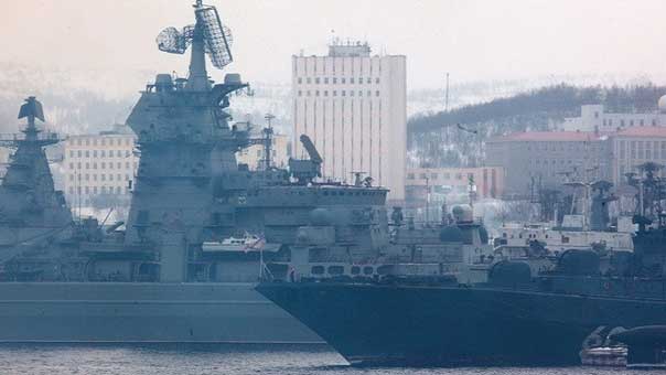 موسكو تنتقد خطط تسليح كييف.. وبوروشينكو يؤكد أن لا بديل عن اتفاق مينسك