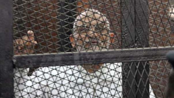 القضاء المصري يحكم بإعدام مرشد الإخوان 