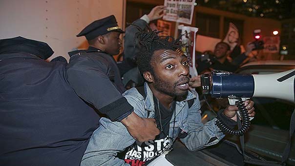 العنصرية الأميركية تواجه أبناء البشرة السمراء