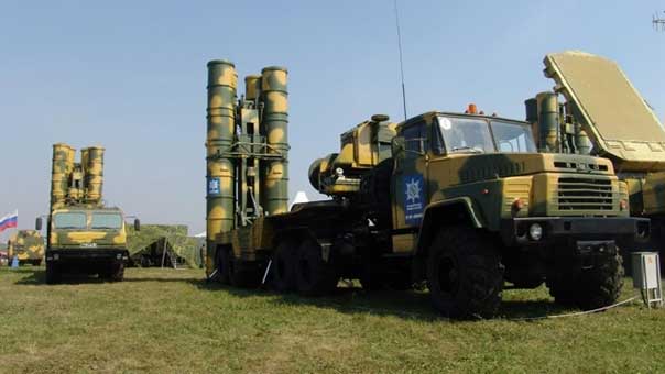 &rsquo;يديعوت&rsquo;: بوسع الايرانيين نقل صواريخ S-300 الروسية الى لبنان وسوريا 