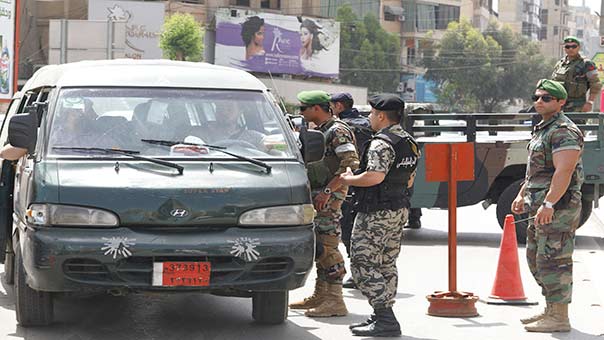 الخطة الأمنية في يومها الثاني: المشنوق يزور الضاحية.. وتوقيفات للجيش