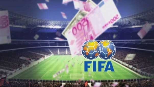 السياسة تتلاعب بـ&rsquo;الفيفا&rsquo; : واشنطن تطلق النار على موسكو من بوابة &rsquo;الاتحاد الدولي لكرة القدم&rsquo;