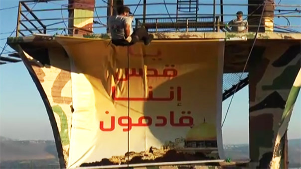 حزب الله ينظم احتفالاً بيوم القدس العالمي على بعد امتار من الحدود اللبنانية الفلسطينية