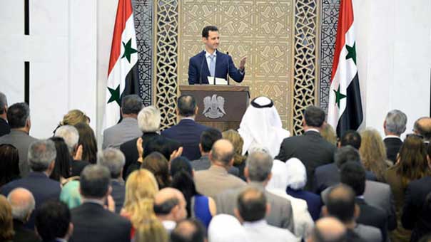 الرئيس الأسد: نحن في مرحلة مصيرية لا حلول وسطاً فيها.. وانتصار سورية سيعيد الاستقرار للمنطقة