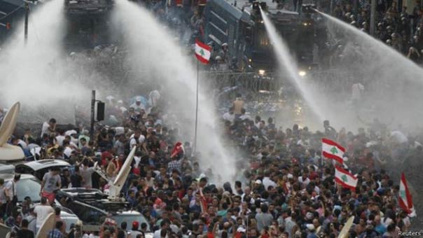 الشعب يثور اليوم ضد الفساد.. والقوى الأمنية تتعهد حماية المتظاهرين