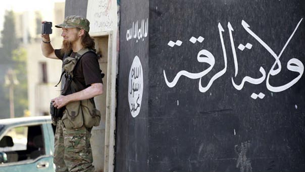 تلميح أميركي لمشاركة قوات شرق أوسطية ضد &rsquo;داعش&rsquo; في سوريا وموسكو تعارض