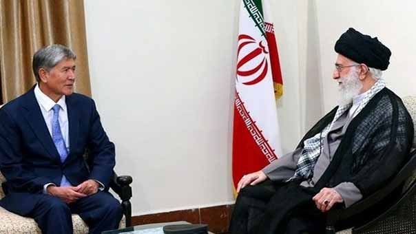 الإمام الخامنئي: القوى السلطوية تحيك المؤامرات ضدّ شعوب العالم