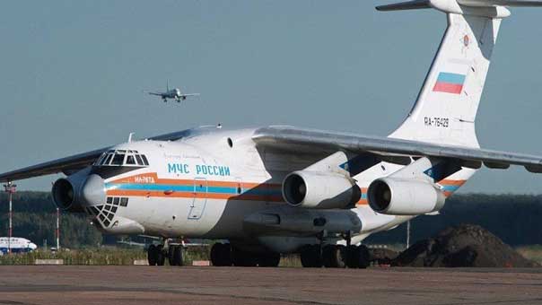 طائرتا مساعدات روسية وصلتا مطار الشهيد باسل الأسد باللاذقية