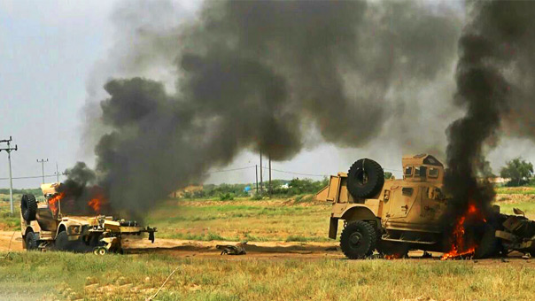 مشاهد لمحرقة الدبابات والآليات العسكرية السعودية في قرية قمر في جيزان