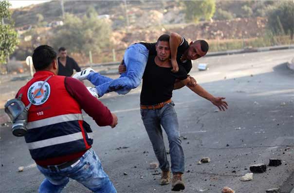 فلسطين المحتلة: تصاعد وتيرة المواجهات .. 7 شهداء وعشرات الإصابات بغزة والضفة