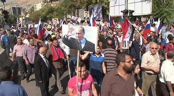 &rsquo;شكرًا روسيا&rsquo;..حشد في دمشق تحية لموسكو وتقديراً لدعمها 