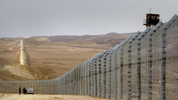 خطة صهيونية لبناء سياج على الحدود مع غزة على غرار السياج مع سيناء

