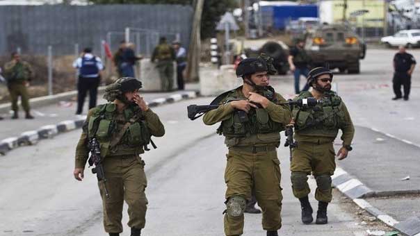 إصابة 3 مستوطنين بعملية طعن نفذها فلسطيني جنوب &rsquo;تل أبيب&rsquo;