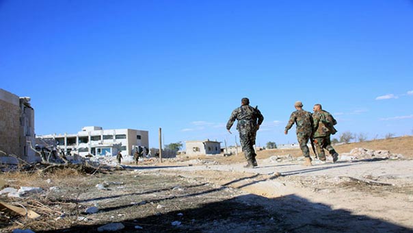 احتفالات بتحرير مطار &rsquo;كويرس&rsquo; في حلب.. ومفتي سوريا يشيد بإنجاز الجيش