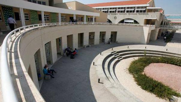 بين &rsquo;الخرافي&rsquo; و&rsquo;الإنماء والإعمار&rsquo;.. الجامعة اللبنانية تستصرخ المعنيين