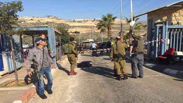 إصابة حارسي أمن صهيونيين طعنًا قرب سلفيت بالضفة الغربية واستشهاد شاب في الخليل