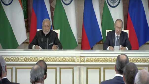 بوتين التقى رئيس الوزراء الهندي: الاتفاق على بناء 12 مفاعلاً نووياً في الهند خلال 20 عاماً