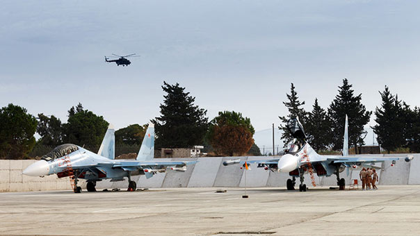 الأركان الروسية: طائراتنا نفذت 5200 طلعة قتالية منذ بدء العملية في سوريا