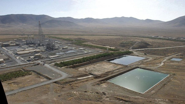 إيران تزيل مفاعل &rsquo;أراك&rsquo; النووي وتنتظر بدء تطبيق رفع العقوبات خلال ايام معدودة