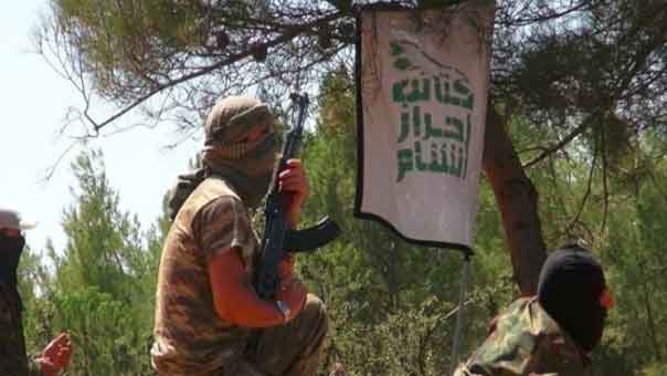 حرب مستعرة بين &rsquo;أحرار الشام&rsquo; و&rsquo;جبهة النصرة&rsquo; في ريف إدلب بعد خسارة ربيعة